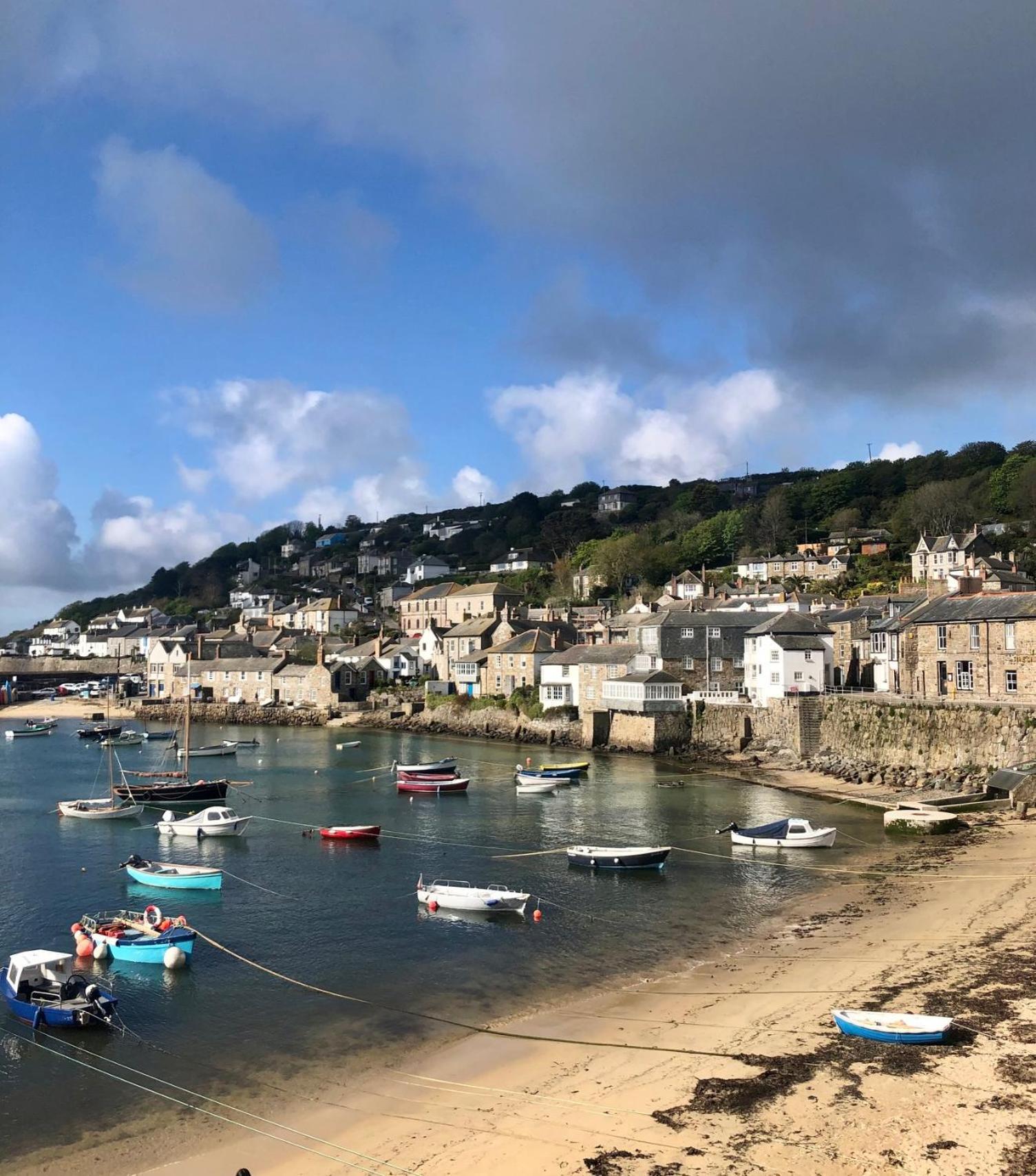 Janies Cottage~ Mousehole~Eclectic Interiors & Vintage Charm Exterior photo